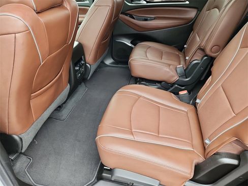 Used 2019 Buick Enclave Avenir w/ Avenir Technology Package image 9