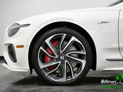 Used 2025 Bentley Continental GT Speed image 22