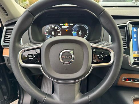 Used 2022 Volvo XC90 T8 Inscription Expression w/ Advanced Package image 33