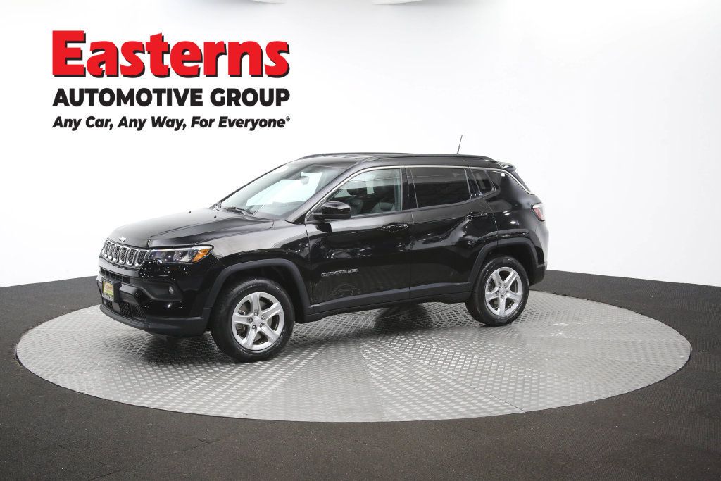 Used 2023 Jeep Compass Latitude AWD/4WD image 61