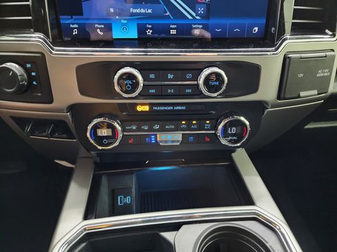 Used 2022 Ford F250 Lariat image 15