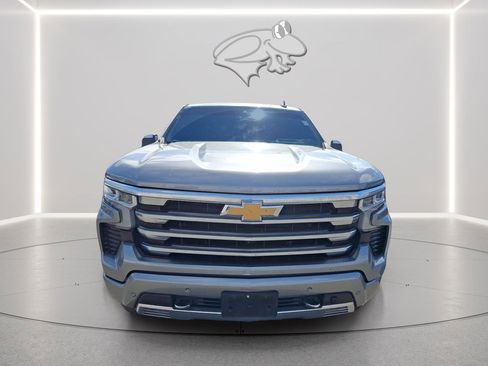 Used 2024 Chevrolet Silverado 1500 High Country w/ Technology Package image 6
