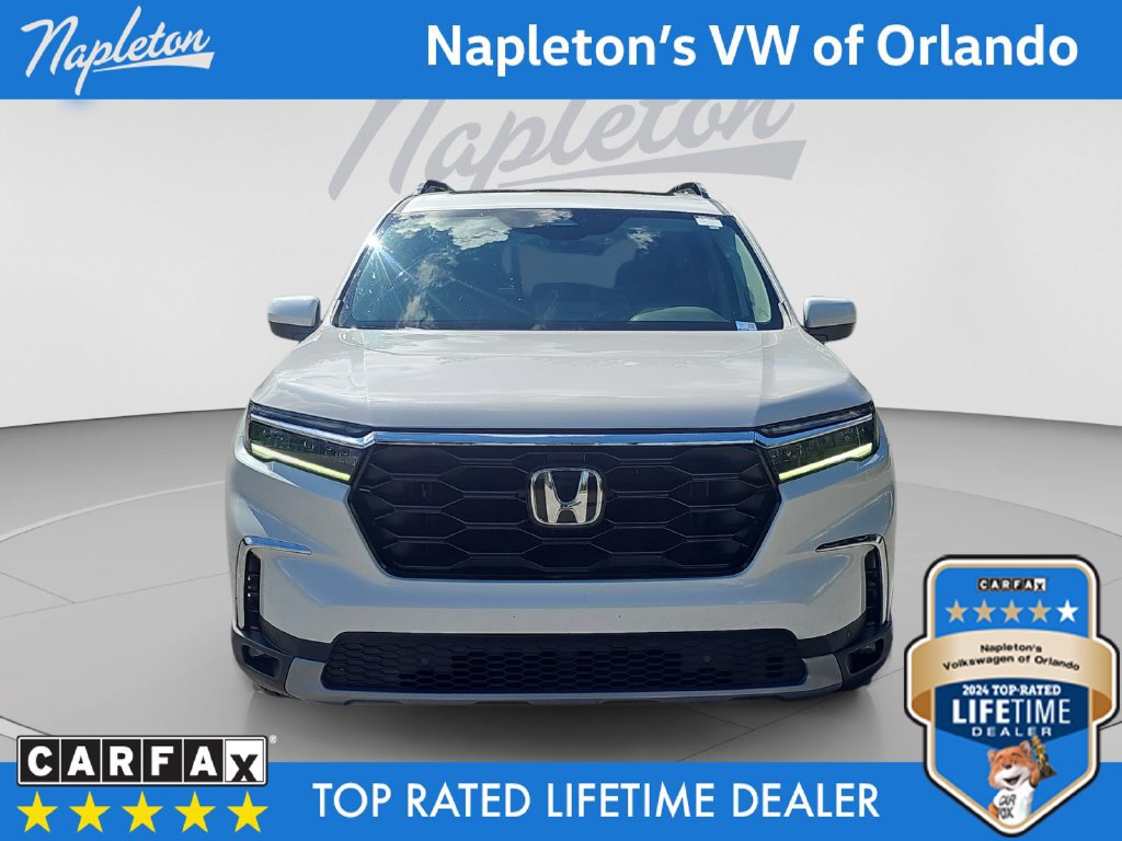 Used 2023 Honda Pilot Touring image 9