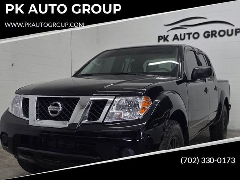 Used 2019 Nissan Frontier SV image 1