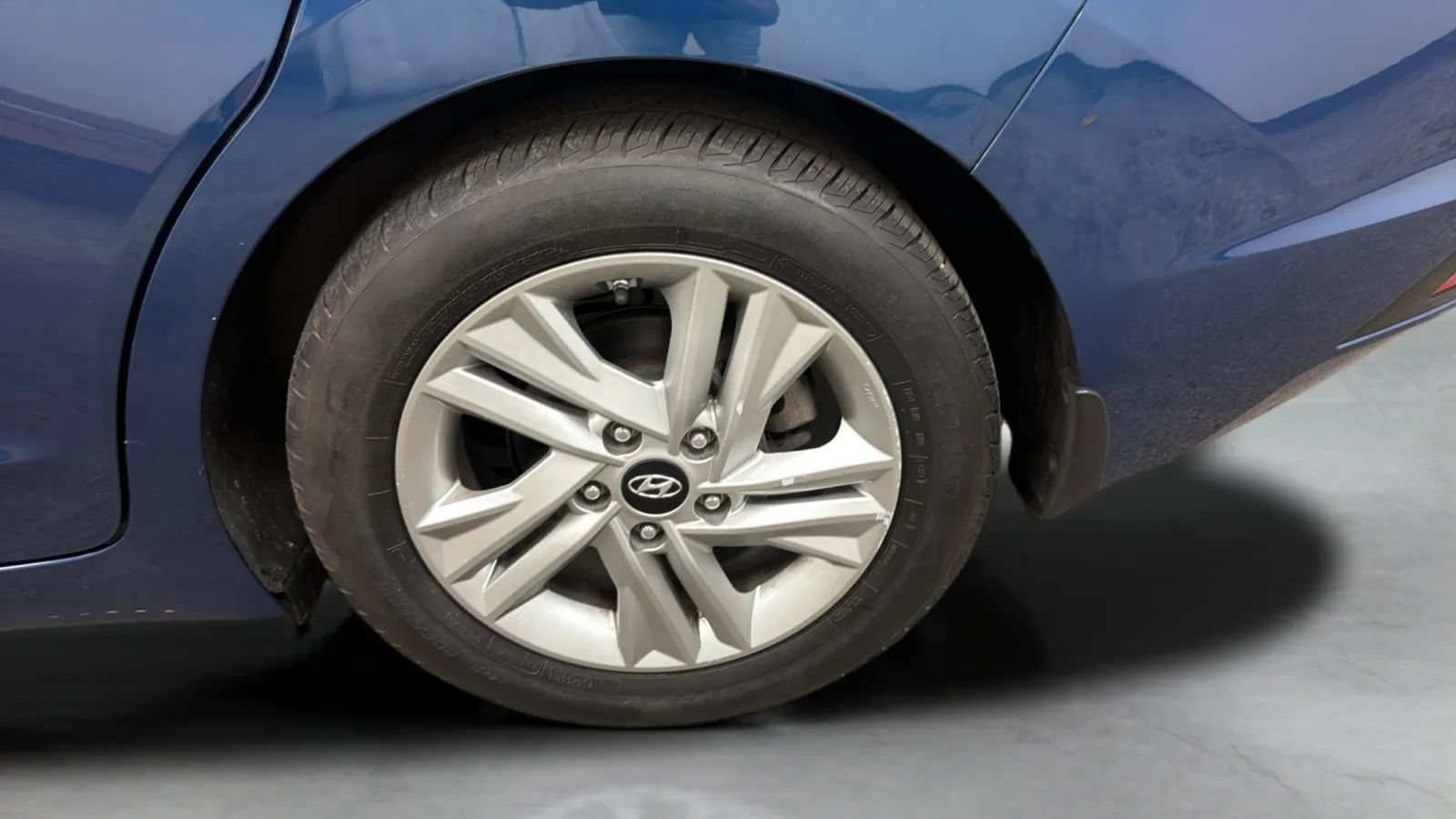 Used 2020 Hyundai Elantra Value Edition FWD image 28