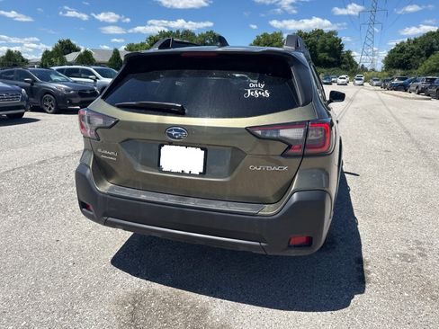 Certified 2024 Subaru Outback Premium w/ Popular Package #1A AWD/4WD image 15