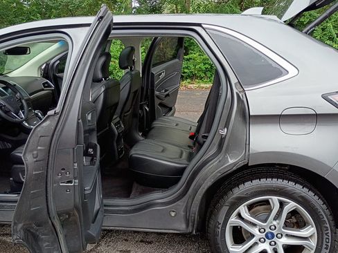 Used 2016 Ford Edge Titanium w/ Equipment Group 301A AWD/4WD image 12