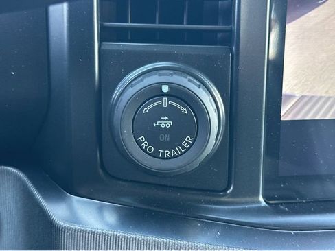 New 2026 Ford F250 Platinum w/ Tremor Off-Road Package image 31