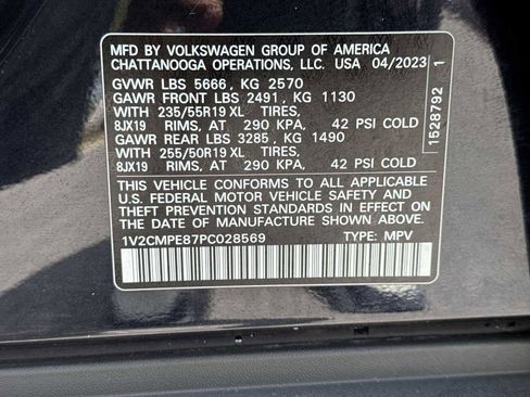 Used 2023 Volkswagen ID.4 Pro RWD image 33