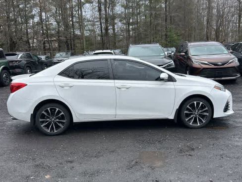 Used 2019 Toyota Corolla SE image 6