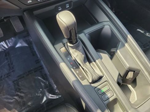 Certified 2025 Honda Accord SE image 28