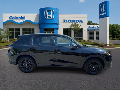Used 2025 Honda HR-V Sport image 8