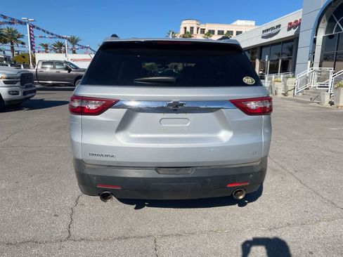Used 2019 Chevrolet Traverse LT image 7