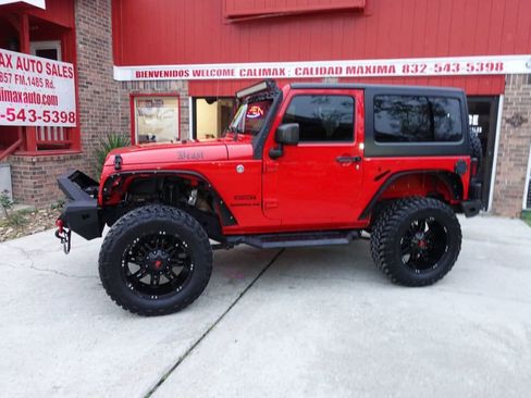 Used 2017 Jeep Wrangler Sport AWD/4WD image 1