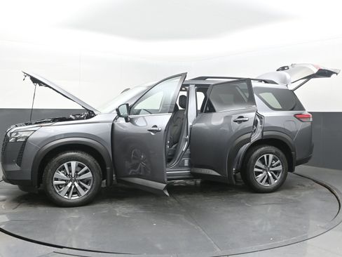 New 2026 Nissan Pathfinder SL FWD image 42