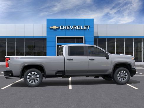 New 2026 Chevrolet Silverado 2500 Custom w/ Custom Value Package AWD/4WD image 5