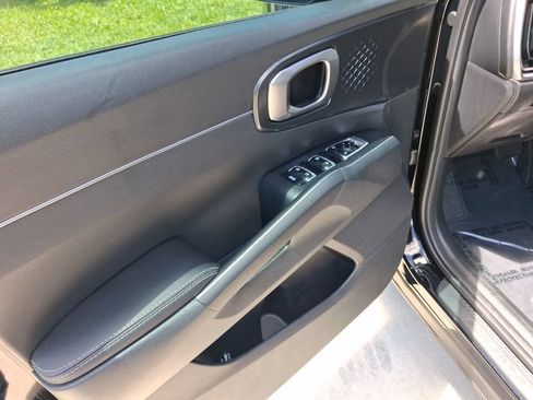 Used 2024 Kia Sorento S w/ Panoramic Sunroof Package FWD image 15