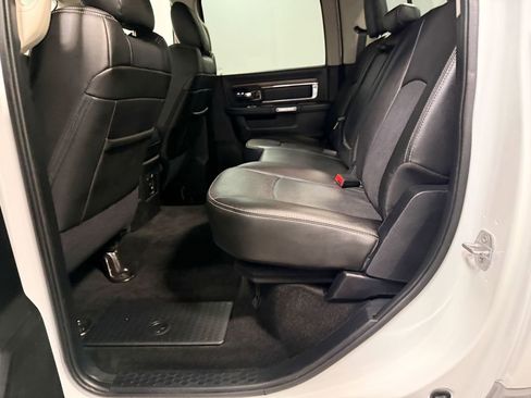 Used 2014 RAM 2500 Laramie w/ Convenience Group AWD/4WD image 49