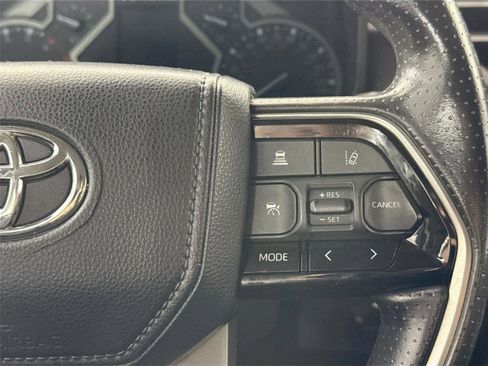 Used 2022 Toyota Tundra SR5 image 18