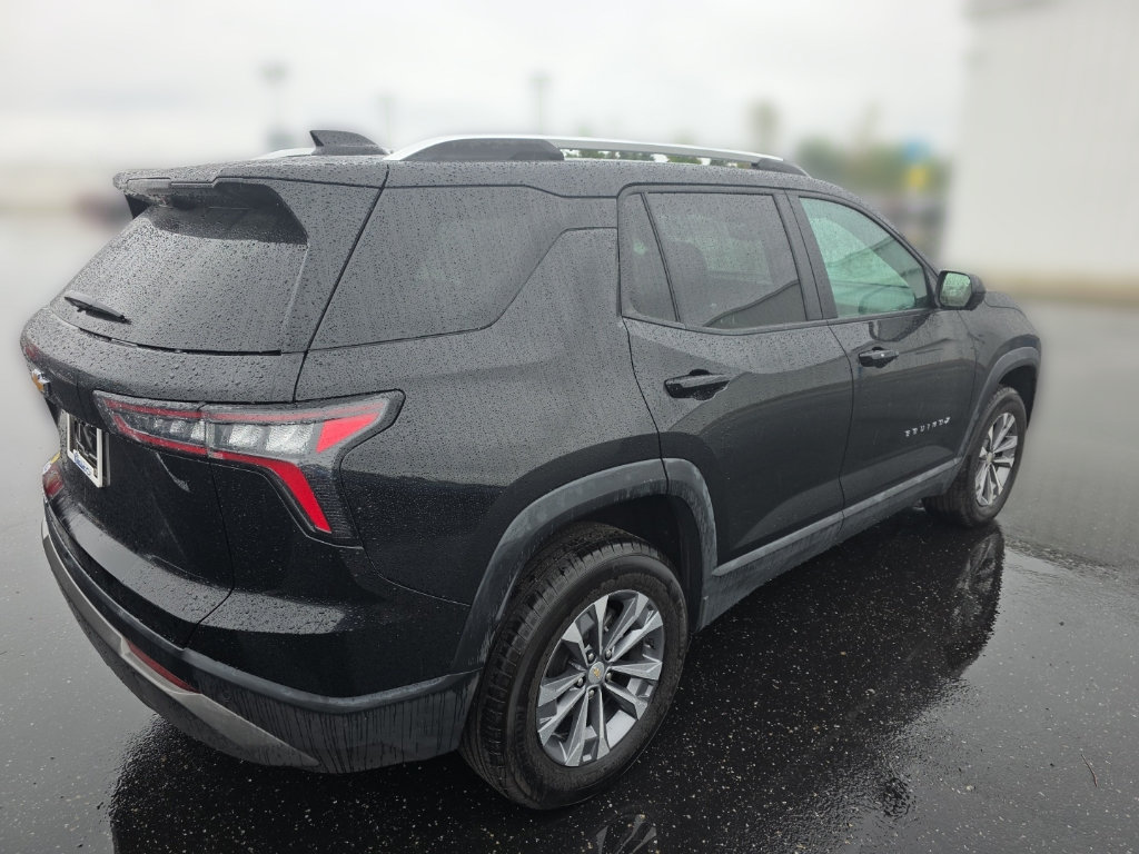 Used 2026 Chevrolet Equinox LT AWD/4WD image 4