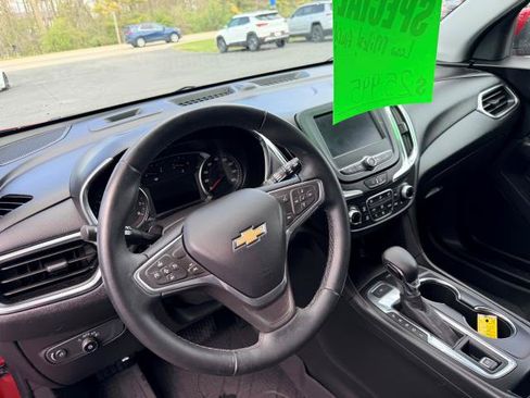 Used 2023 Chevrolet Equinox LT AWD/4WD image 10