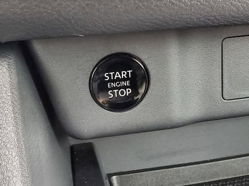 Certified 2024 Nissan Rogue S image 26