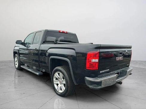 Used 2017 GMC Sierra 1500 SLE w/ SLE Value Package image 12
