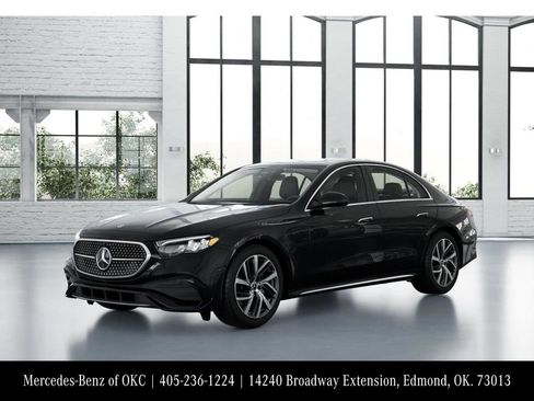 Used 2025 Mercedes-Benz E 350 Sedan image 39