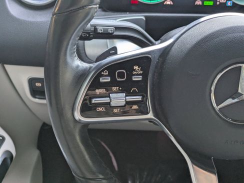 Certified 2023 Mercedes-Benz EQB 300 4MATIC image 16