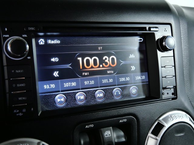 Used 2011 Jeep Wrangler Unlimited Sahara AWD/4WD image 20