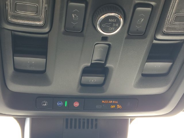 Certified 2023 GMC Yukon XL Denali w/ Max Trailering Package AWD/4WD image 31