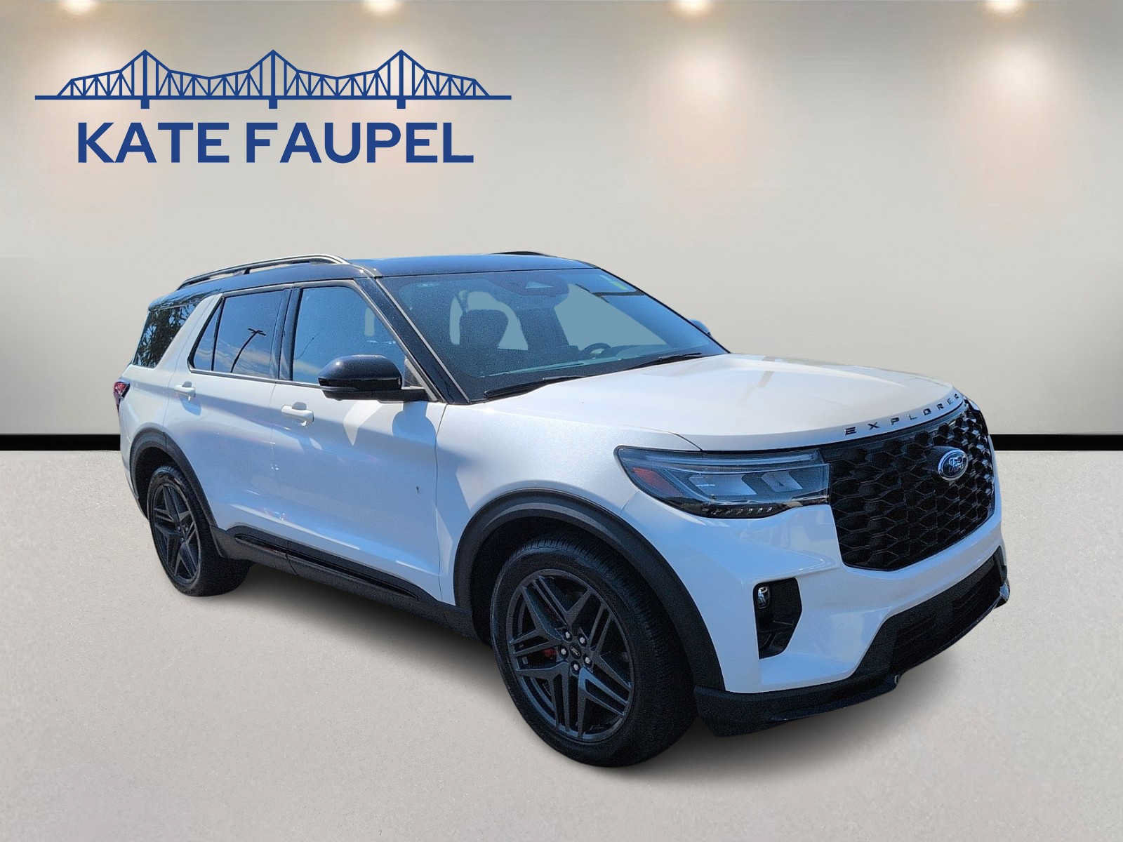 Certified 2025 Ford Explorer ST AWD/4WD image 1