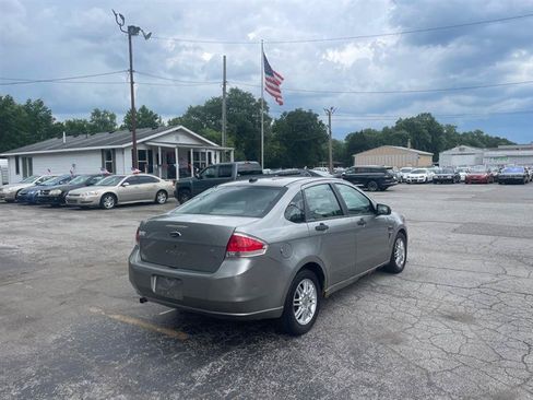 Used 2008 Ford Focus SE FWD image 5