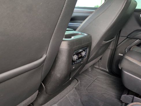 Used 2022 Chevrolet Tahoe High Country AWD/4WD image 32