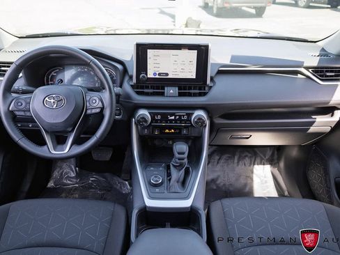 Used 2025 Toyota RAV4 XLE w/ Weather Package AWD/4WD image 34