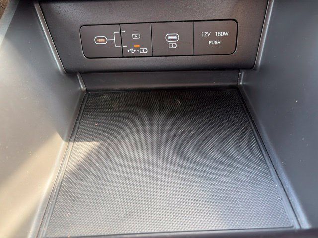 Used 2025 Hyundai Sonata SEL FWD image 21