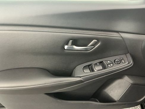 Used 2023 Nissan Sentra SV image 7