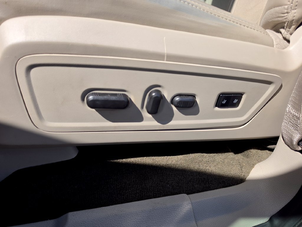 Used 2017 Lincoln Navigator Select RWD image 18