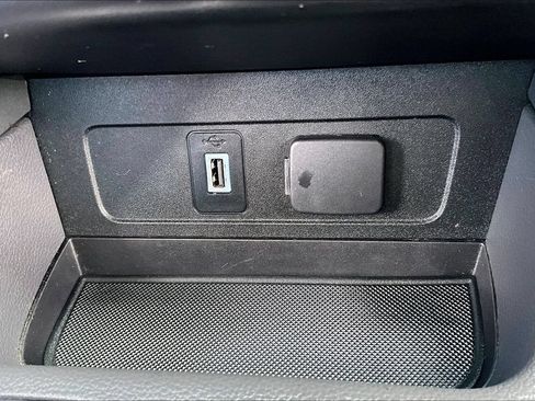 Used 2017 Ford Escape SE FWD image 31