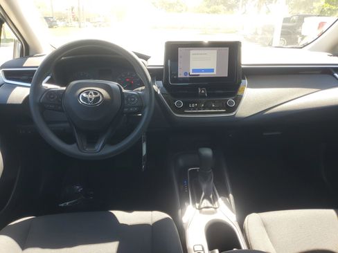 Certified 2024 Toyota Corolla LE FWD image 10