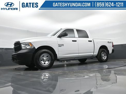 Used 2019 RAM 1500 Tradesman w/ Popular Equipment Group AWD/4WD image 37
