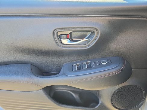 Certified 2024 Honda HR-V Sport image 14