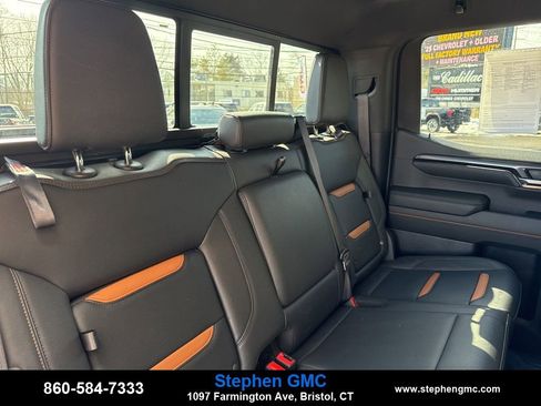 Used 2023 GMC Sierra 1500 AT4 w/ Technology Package image 26