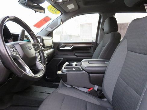 Used 2022 Chevrolet Silverado 1500 LT Trail Boss w/ Protection Package image 18