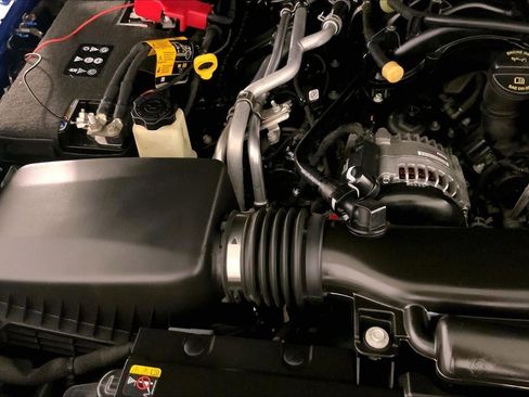 Used 2023 Jeep Gladiator Sport w/ Trailer Tow Package image 30