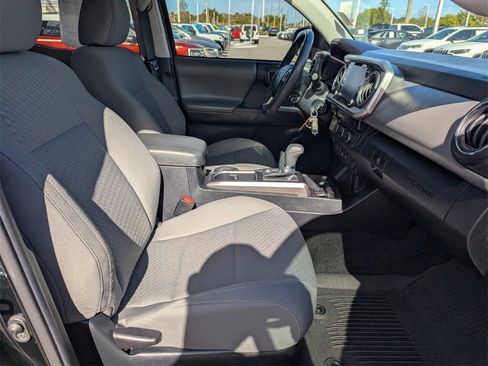 Used 2022 Toyota Tacoma SR5 image 10