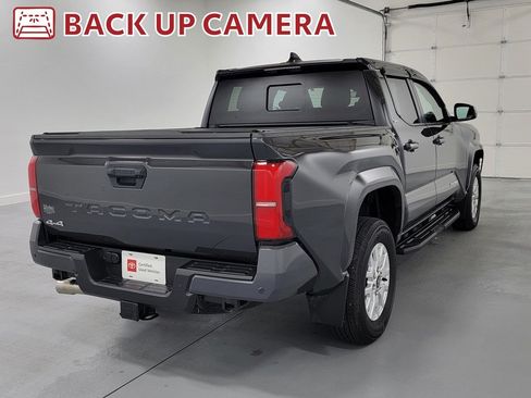 Certified 2024 Toyota Tacoma SR5 AWD/4WD image 7