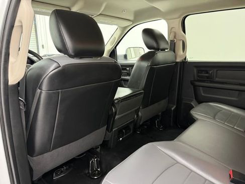Used 2022 RAM 1500 Tradesman w/ Chrome Appearance Group AWD/4WD image 29