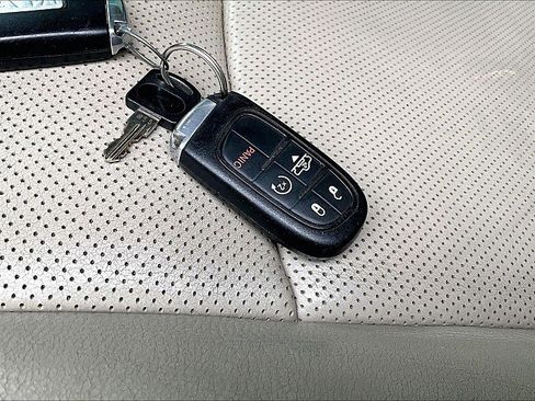 Used 2018 RAM 1500 Limited image 10