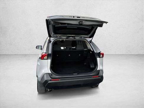 Used 2025 Toyota RAV4 XLE image 7